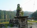 恵那峡の湖畔に建立されている弁財天の銅像