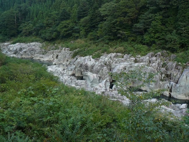 ���R����