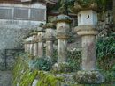 伊奈波神社境内に建立されている石燈篭
