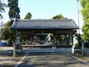 日吉神社（下宮）境内に設けられた長床風の拝殿