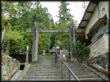 �H�t�O�ږV��|�@�Q���Βi���猩�グ���Β��R��