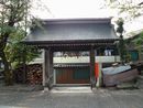 日吉神社の境内に設けられた神門