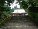 白山長滝神社石段から見上げる拝殿