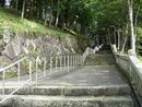 気多若宮神社参道の石垣と石段