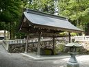 気多若宮神社の境内に設けられている手水舎