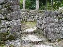 岩村城埋門に積み上げられている打ち込みハギ風の石垣
