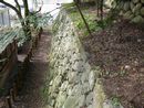 増島城の本丸直下にある石垣