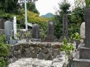 円通寺境内に建立されている村瀬秋水の墓