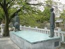奥の細道むすびの地に整備された松尾芭蕉の銅像