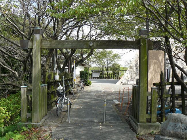 �n������