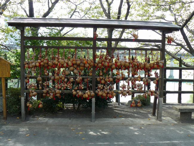 �n������