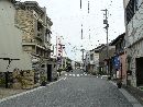 墨俣宿（大垣市）の僅かにカーブして景観に変化がある町並み：写真
