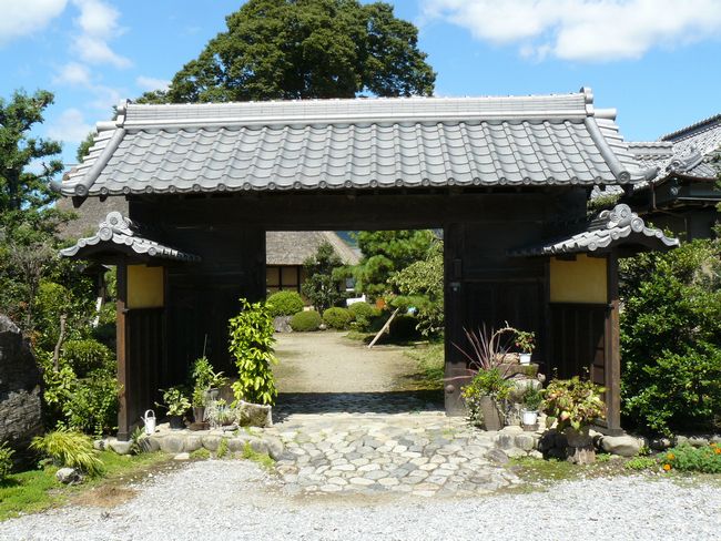 �q���ƏZ��