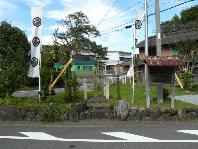 �փ������E�c���g���w��