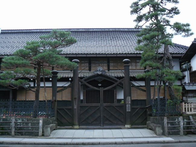 ���R�s�E�s���L�O��